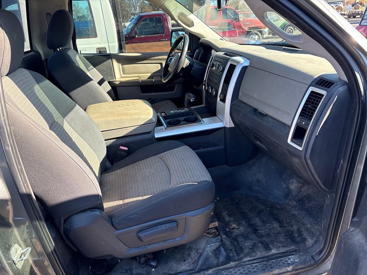 2011-dodge-ram-1500-image-7