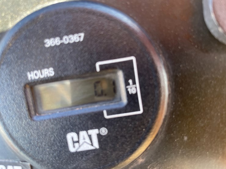 caterpillar-cp-323-image-21