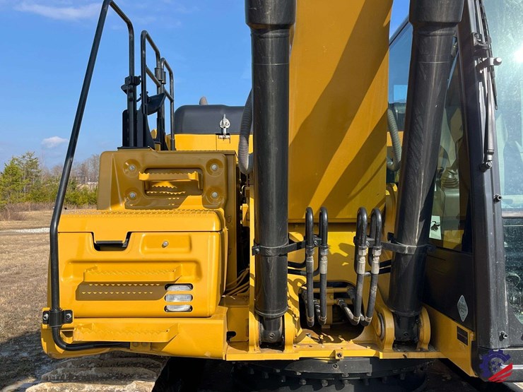 2018-caterpillar-326fl-image-73