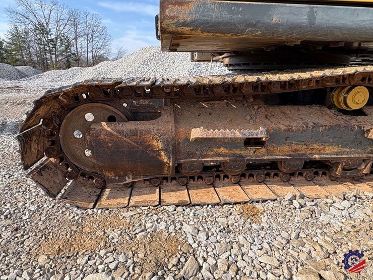 2012-volvo-ec140dl-image-8