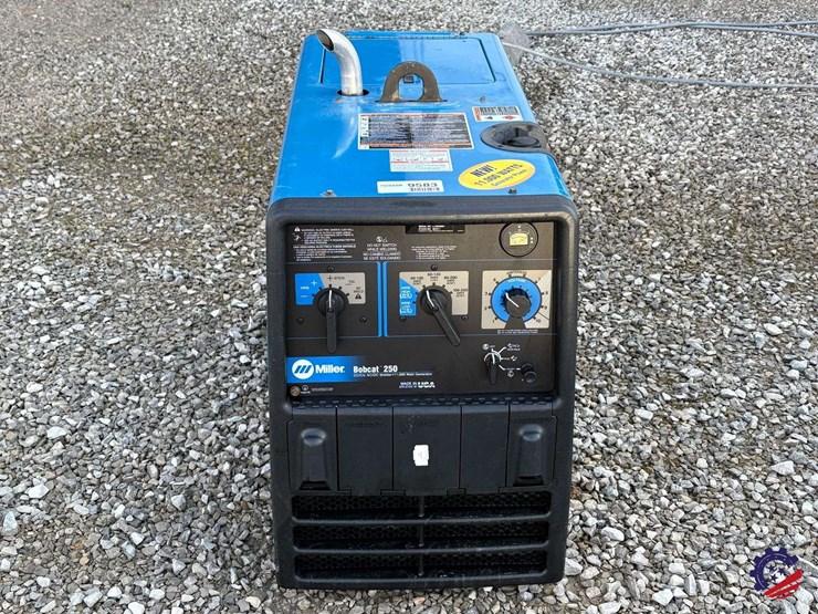 miller-bobcat-250-welder-/-generator-image-10