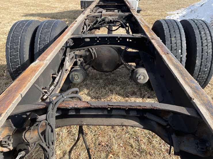 2006-caterpillar-c7-image-12