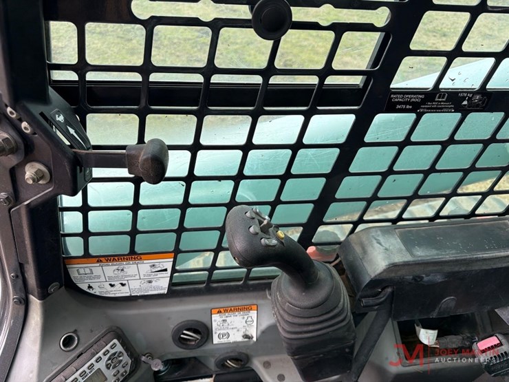 2015-bobcat-t770-image-19