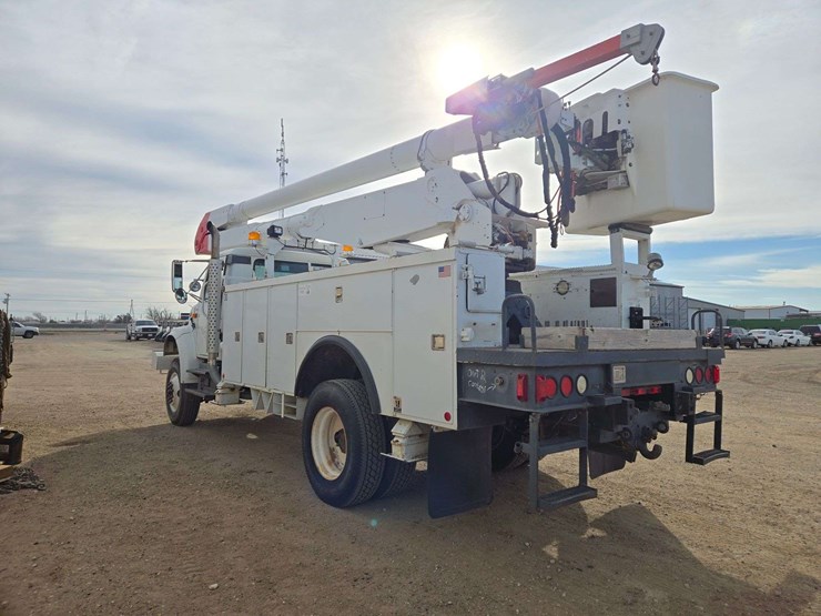 2001-international-2001-image-7