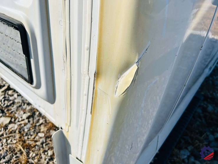 2018-ford-f550-image-18