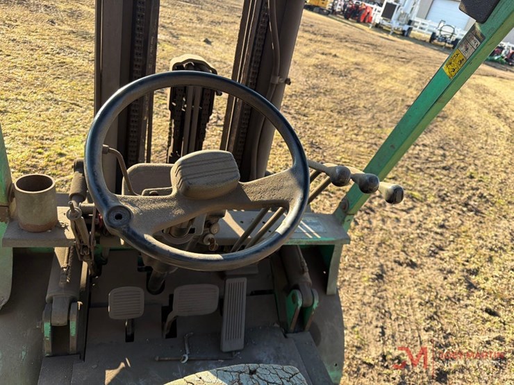 mitsubishi-fg25-image-12