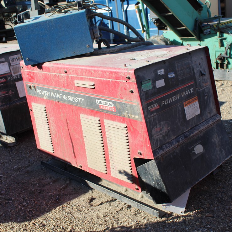 #3473 • LINCOLN 455M/STT WELDER