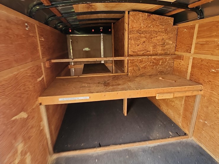 united-enclosed-trailer-w-wooden-racking-inside,-tandem-axle,-swing-doors,-side-door,-16'-image-5