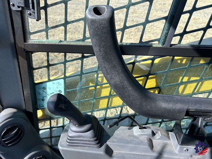 2023-caterpillar-299d3-xe-land-management-image-43