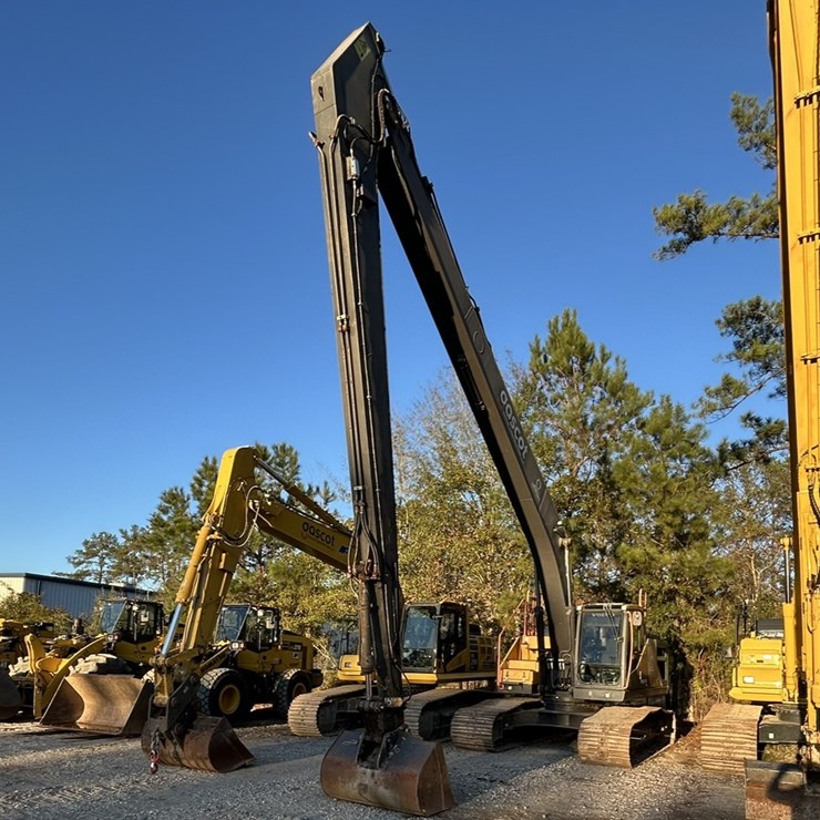 2019 VOLVO EC250E LR