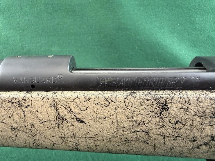 weatherby-vanguard-375-h&h-mag-rifle-image-12