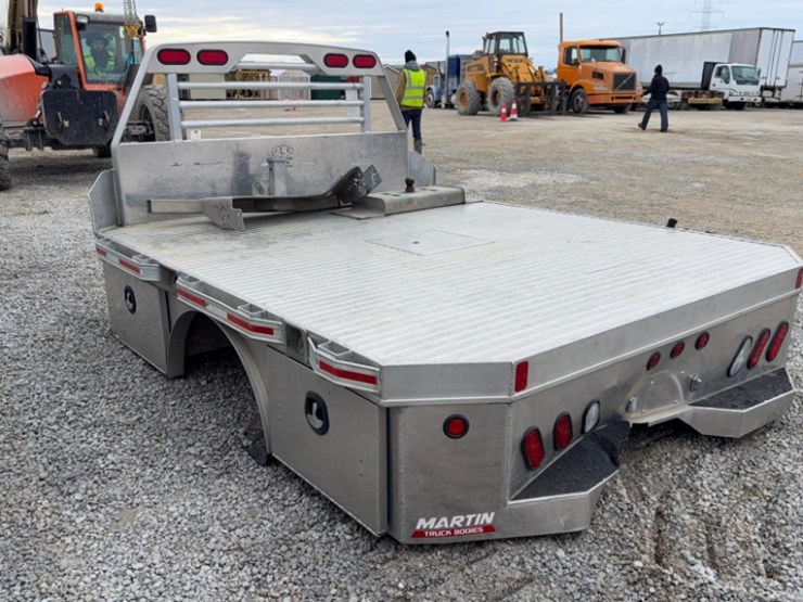 ale-martin-9'-aluminum-truck-bed-for-dually-image-12