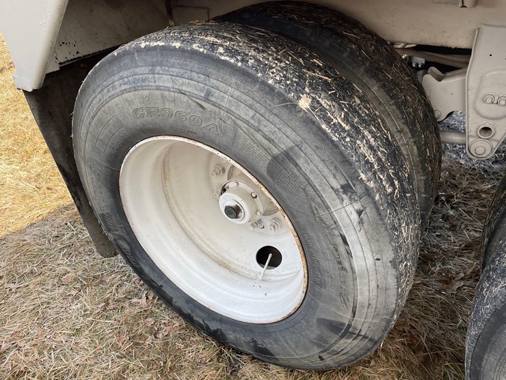 tag-#413,-1981-40'-chamberlin-hopper-bottom-steel-trailer-image-14