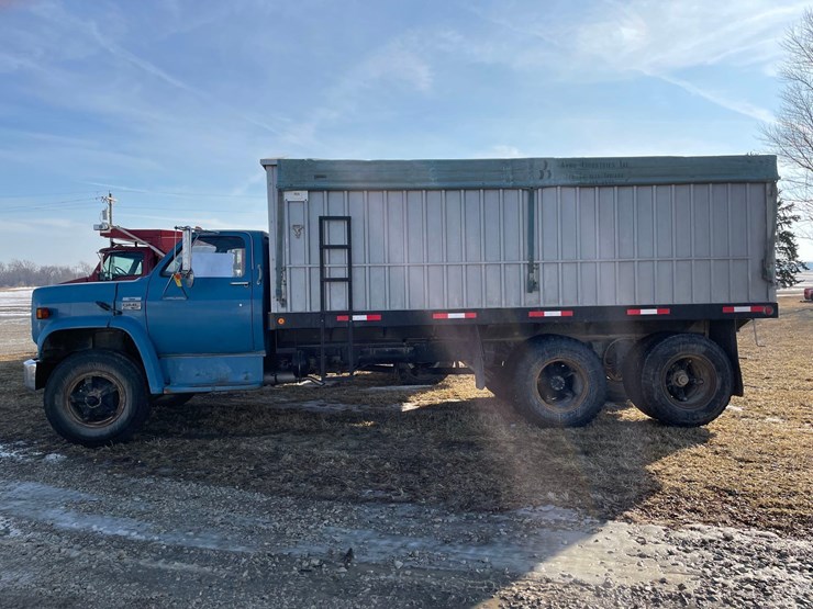 1979-gmc-7000-image-5