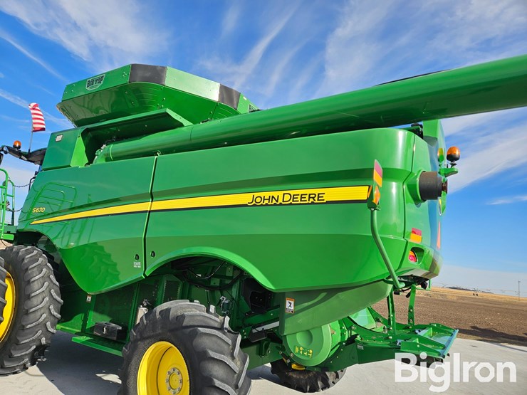 2013-john-deere-s670-image-11