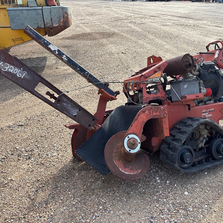 #32067 • TRANSMISSION JACK