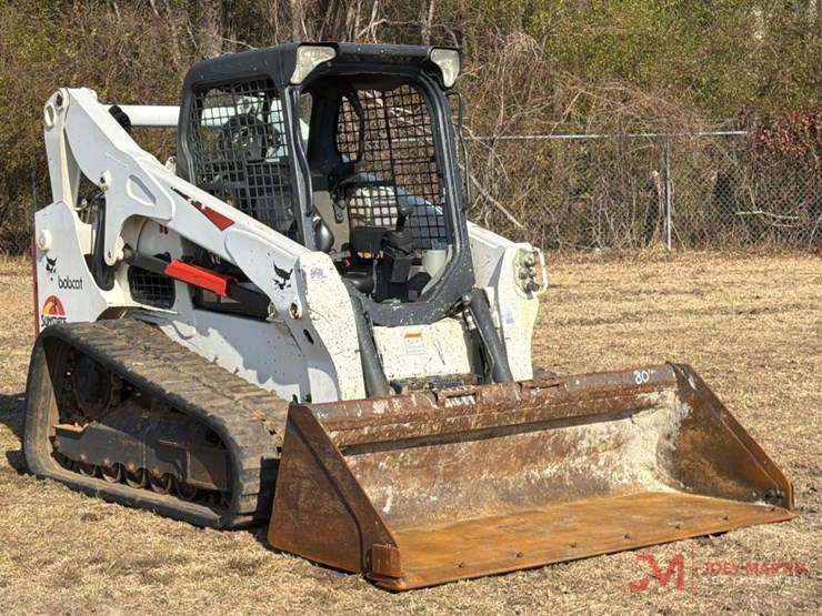 2019-bobcat-t770-image-1