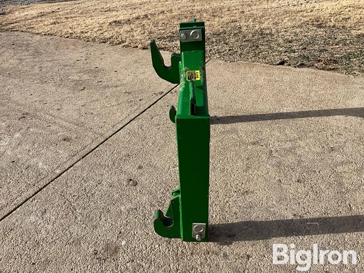 john-deere-cat-3n-3-pt-quick-hitch-image-8
