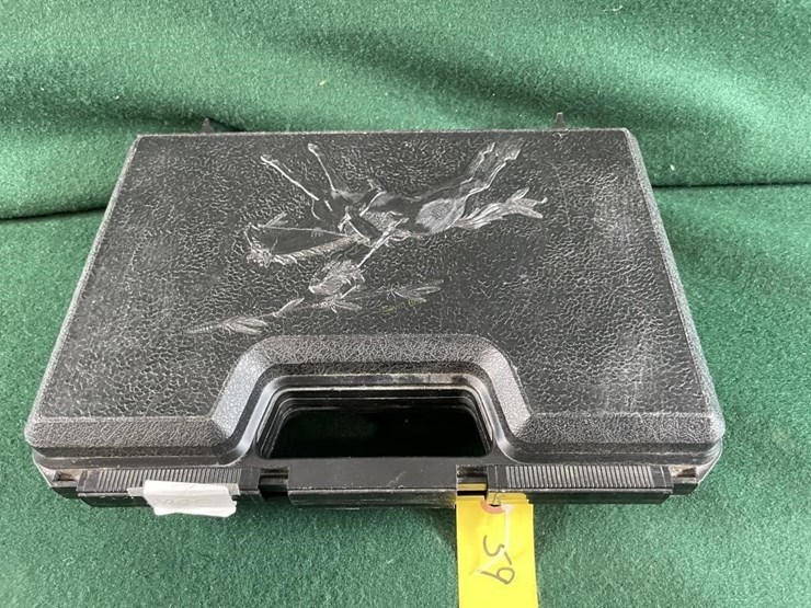 ruger-mark-ii-22lr-pistol-image-11