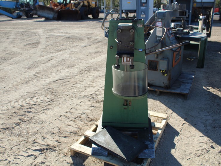 #3493-•-lorange-machine-with-pressure-gauge-image-4