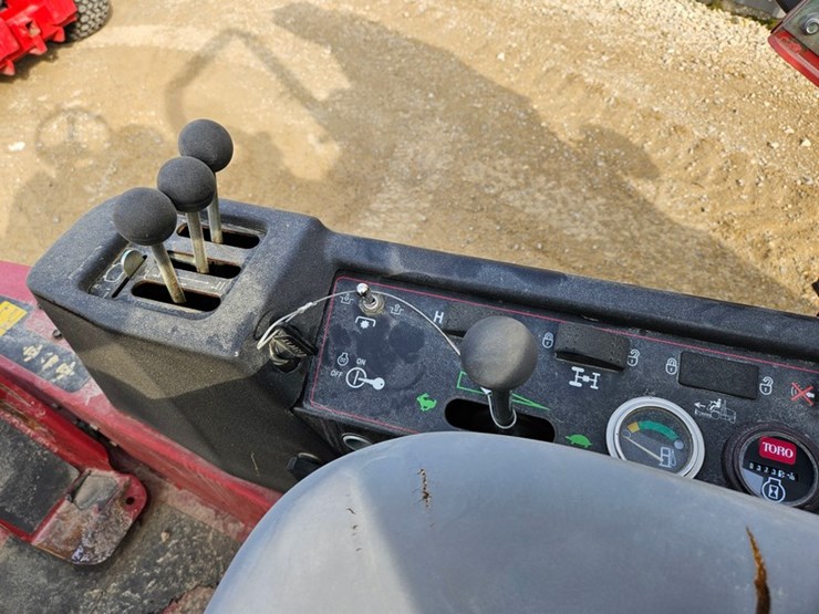 toro-groundsmaster-4000d-image-13