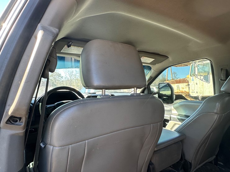 2007-ford-f350-image-26