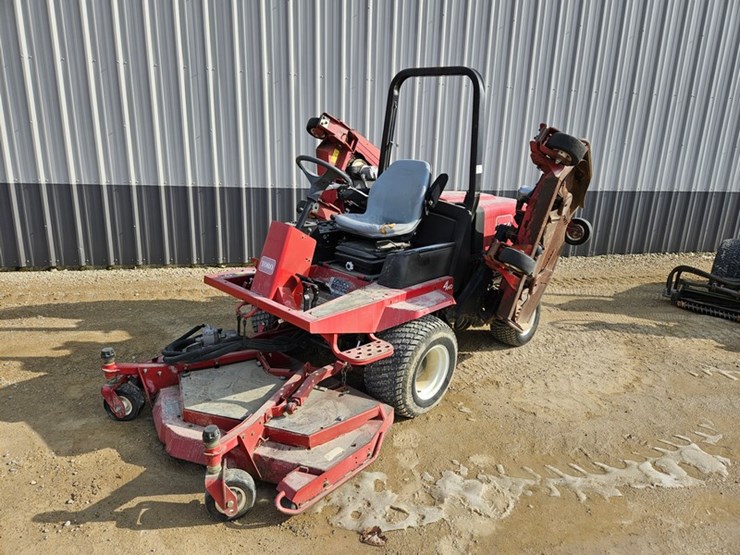 toro-groundsmaster-4000d-image-1
