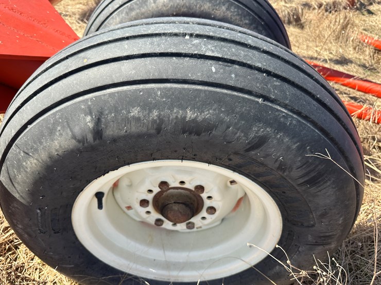 fair-oaks-18x52-image-6