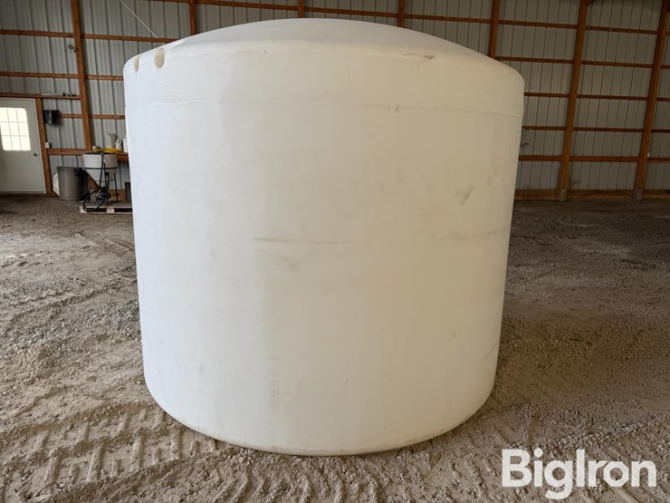 ace-roto-mold-2000-gallon-poly-vertical-tank-image-6