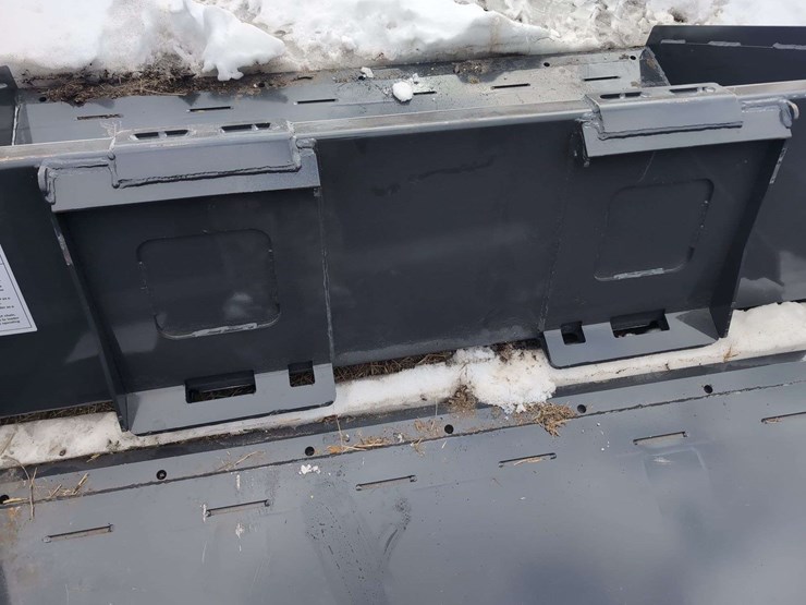 (1)-wolverine-66"-skid-steer-track-duty-bucket-tdb-11-66w-image-4