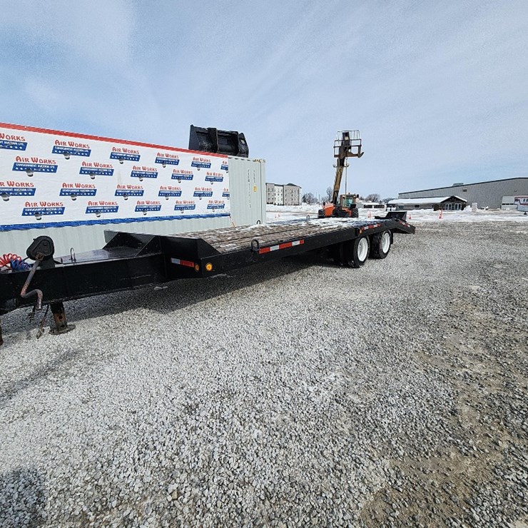 1994 Inter Model 400, SN#IJK01A208TA200041 Trailer 20' deck + 5' bumber hitch flatbed, tandem axle