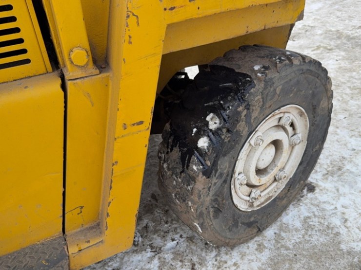 allis-chalmers-model-acp-120,-sn#-bcbo1181-gas-forklift-6665hrs-12,000lb-capacity-96"-forks-image-24