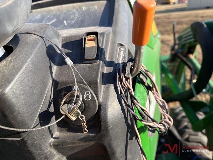 john-deere-1023e-image-16