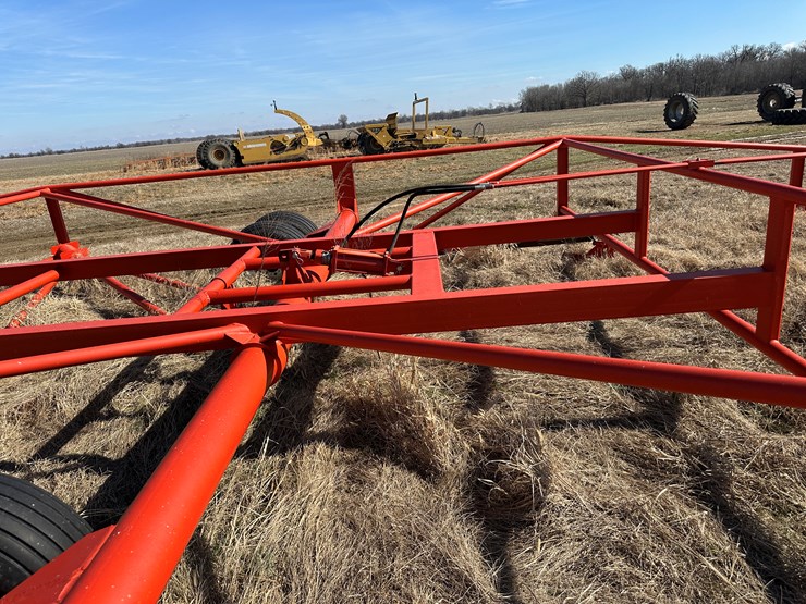 fair-oaks-18x52-image-52