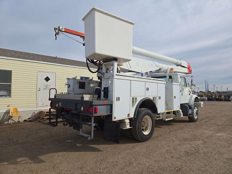 2001-international-2001-image-6