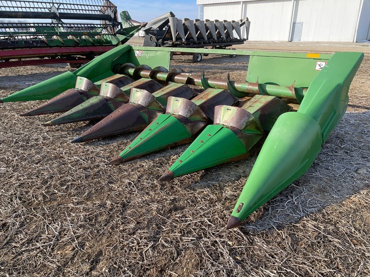 john-deere-630-image-8