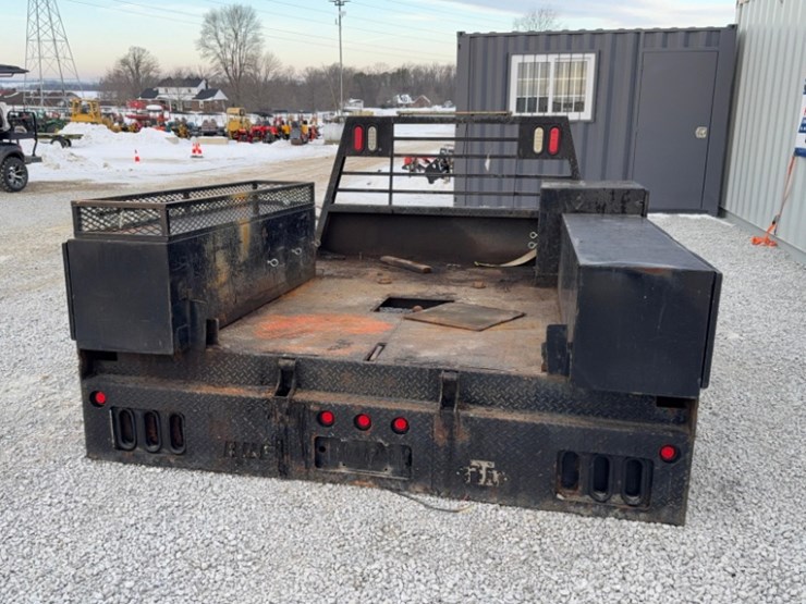 buyer's-products-bbe-black-8'-truck-bed-w/-tool-boxes,-safety-flasher-on-top-image-2