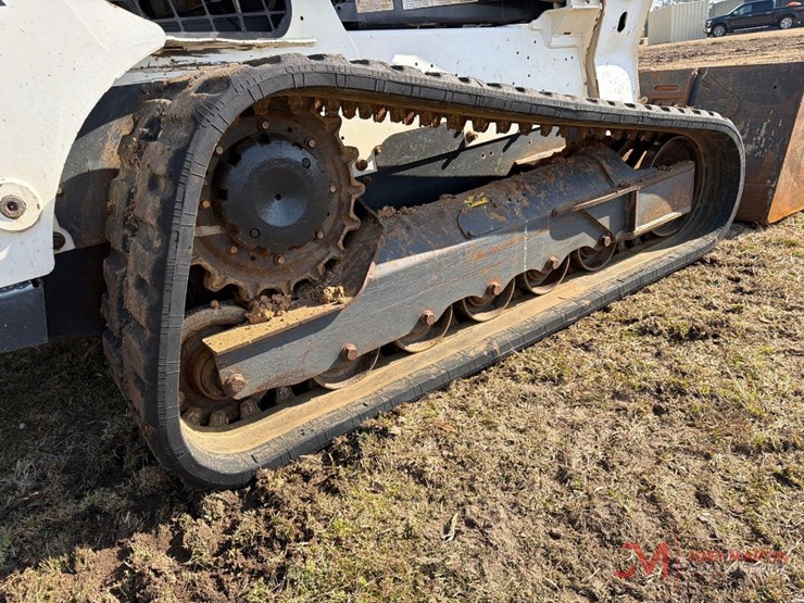 2019-bobcat-t770-image-11