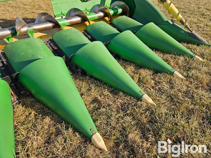 2008-john-deere-608c-image-13