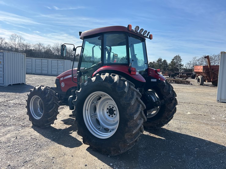 case-ih-95-image-3