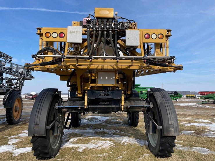 tag-#186,-2009-gvm-6215-self-propelled-sprayer-image-10