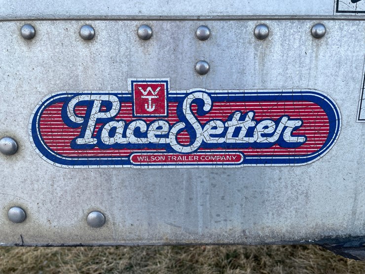 tag-#336,-2011-39'-wilson-aluminum-trailer-w/ag-hoppers-image-4