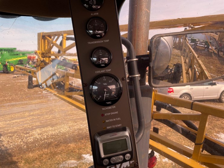 tag-#186,-2009-gvm-6215-self-propelled-sprayer-image-22