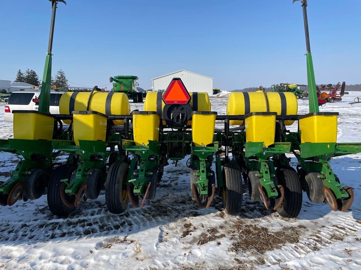 1997-john-deere-1750-image-8