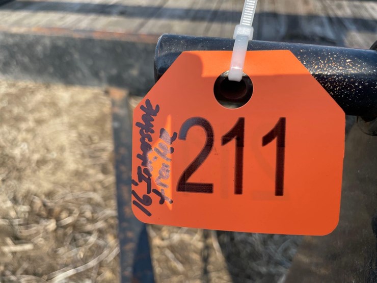 tag-#211,-16'-interstate-trailer-image-2