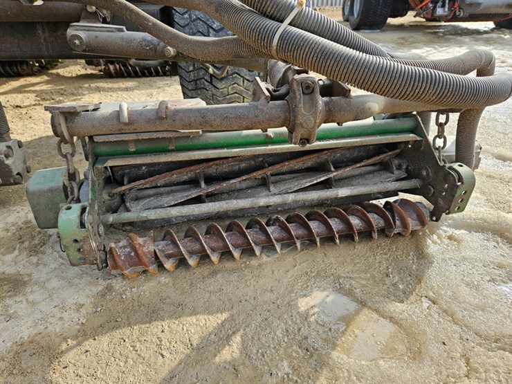 john-deere-3225c-image-9