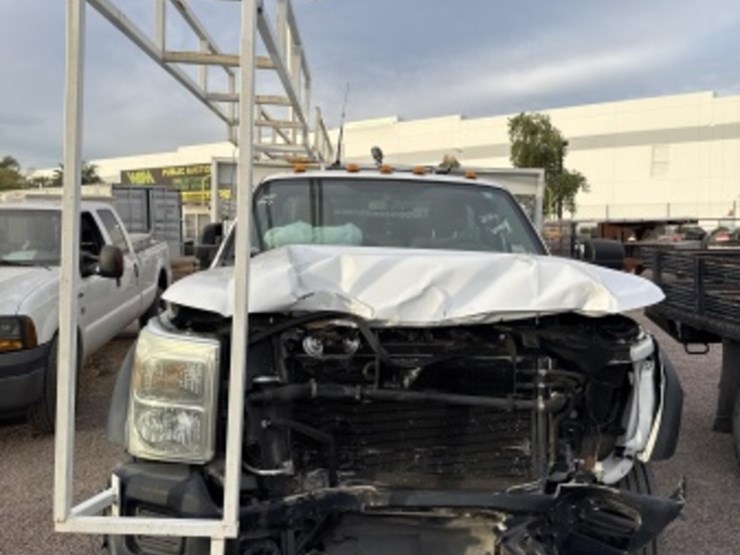 2016-ford-f550-image-2