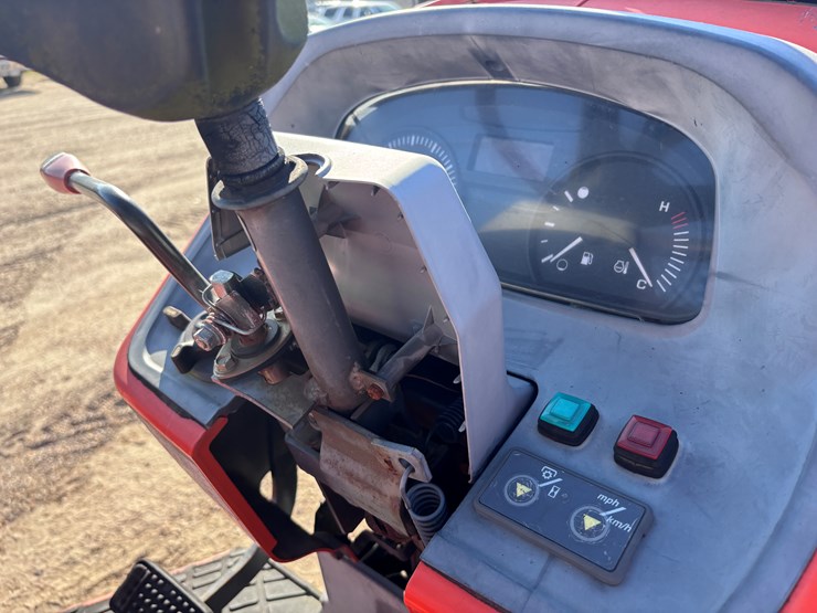 kubota-m6040-image-9