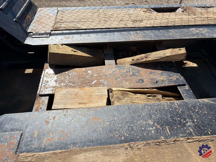 2023-fontaine-lowboy-image-38