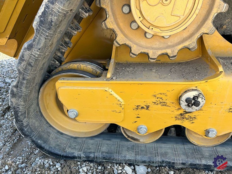 2023-caterpillar-299d3-xe-land-management-image-18